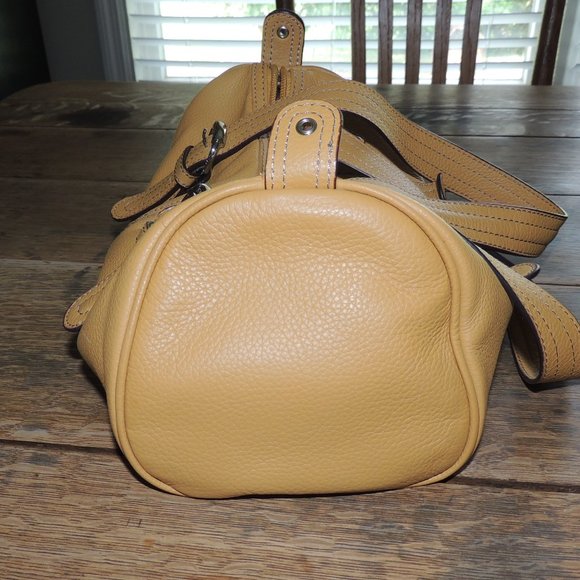 Tiganello Yellow Leather Small Barrell Bag New - Picture 3 of 5